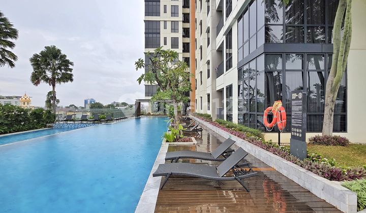 Dijual Apartemen Permata Hijau Suites 3 Kamar Tidur Furnished