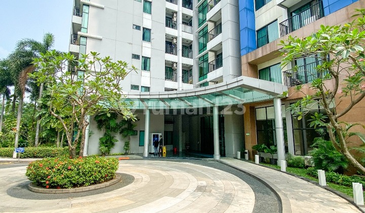 For Sale Hampton Apartment 4 Bedrooms Pool View