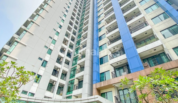 Dijual Apartemen Hampton 4 Kamar Tidur Pool View
