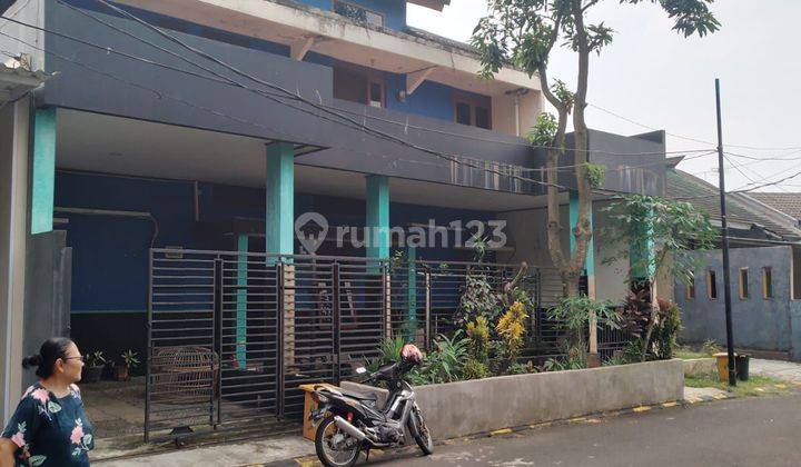 Rumah 2 lantai siap huni 1