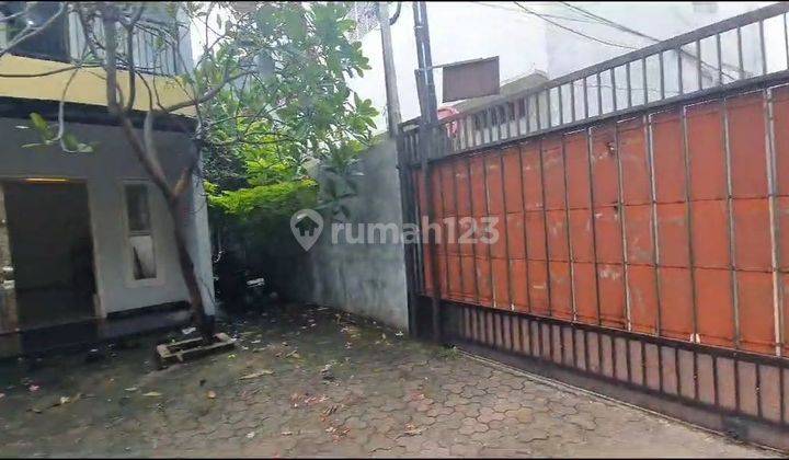 Rumah 2 lantai siap huni 2