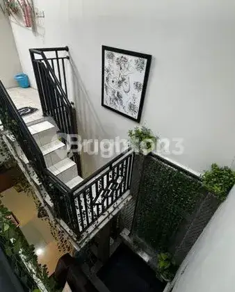 Rumah 2.lantai Di.kalioso, Tingkir,. Salatiga 2