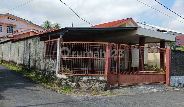 Ready-to-Occupy House in Malalayang Manado Ready-to-Occupy House in Malalayang Manado