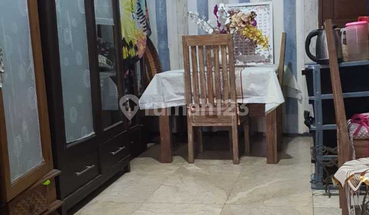 2-Story House for Rent in Joglo, West Jakarta 2