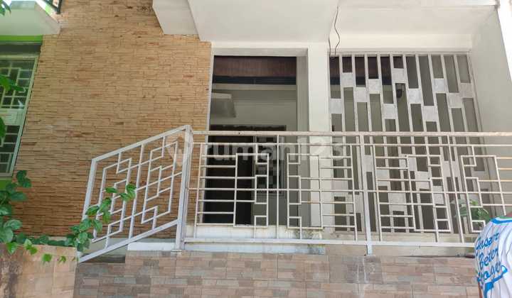 2-Story House Ready to Occupy Near Manado Airport 2-Story House Ready to Occupy Near Manado Airport