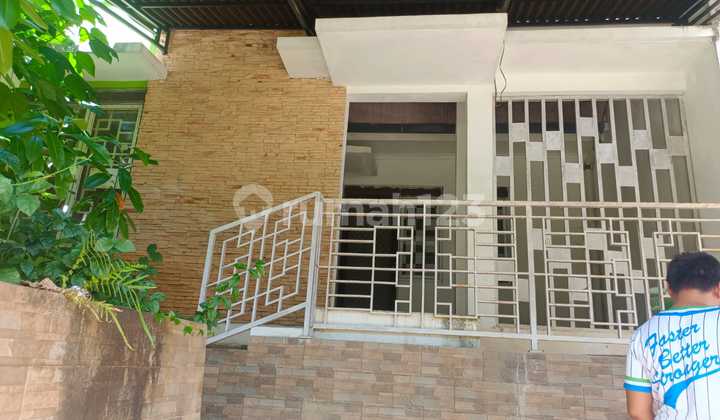 2-Story House Ready to Occupy Near Manado Airport 2-Story House Ready to Occupy Near Manado Airport