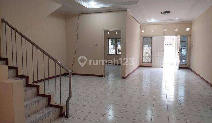 Rumah Gading Kirana, Kelapa Gading Luas 9x17m2 2