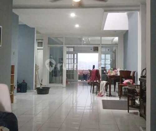 For Sale Cheap Move-in Ready House Taman Bona Indah Complex Negotiable 2