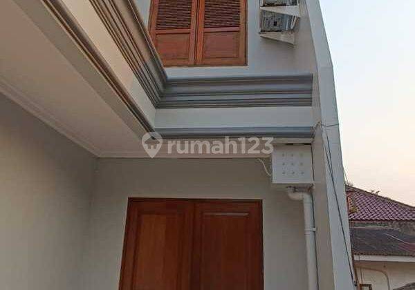 Dijual Cepat Rumah Terawat Di Kebayoran Baru Harga Nego 2