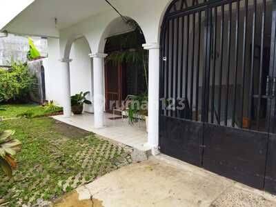 Rumah Tua di Lokasi Bagus Cilandak Harga Murah 1