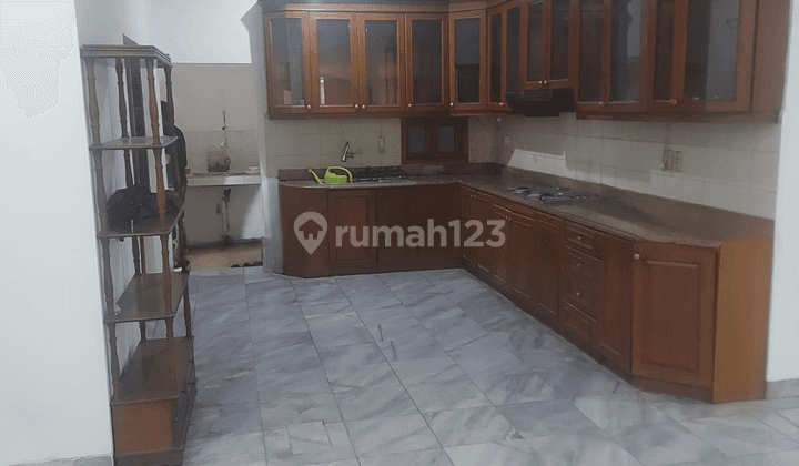 Rumah Lama Layak Huni di Puri Cinere 2