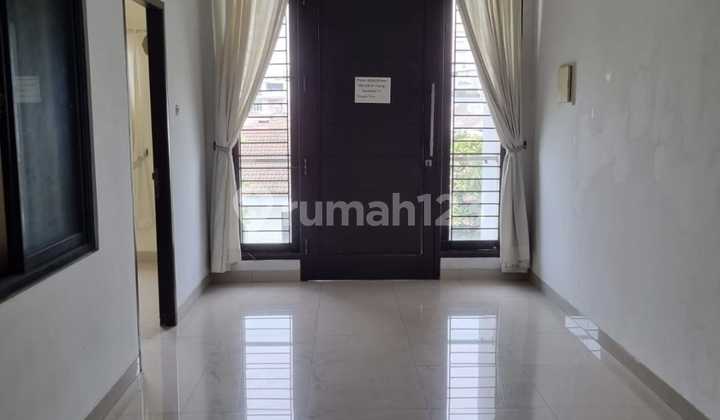 3-Storey House Pelepah Indah