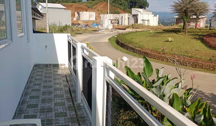 Rumah Bbr Caringin, Bogor (dt) Rumah Bbr Caringin, Bogor (dt)