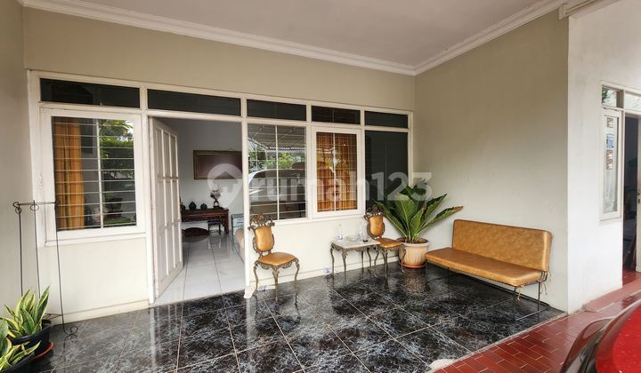 Beautiful Asri Kayu Putih House, East Jakarta (Pg) 2