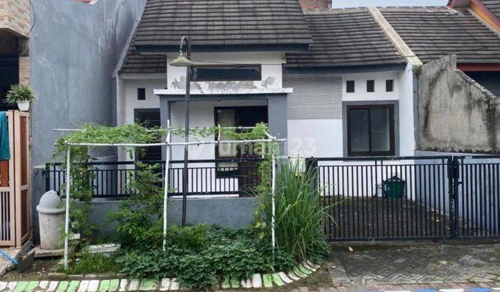 Dijual Murah Rumah Lokasi di Perum. Park Royal Regency Budurn Sidoarjo 1