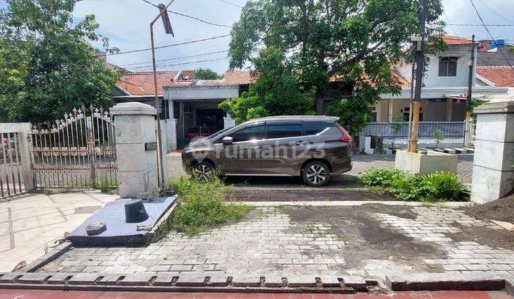 Rumah di Jl rungkut asri SHM 2