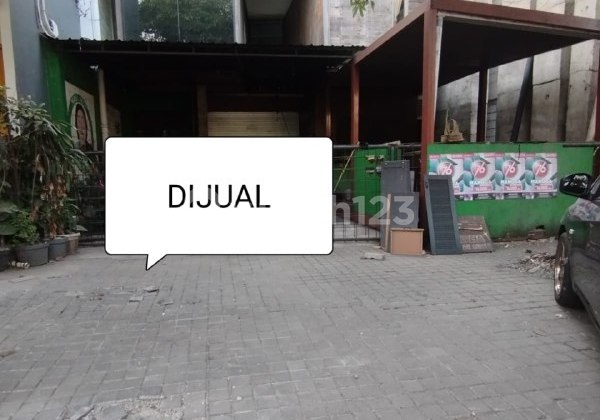 Rumah Butuh Renovasi Total Unfurnished SHM Surabaya Kota, Surabaya