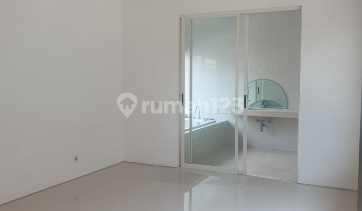 HGB House in Sambikerep, Surabaya 2