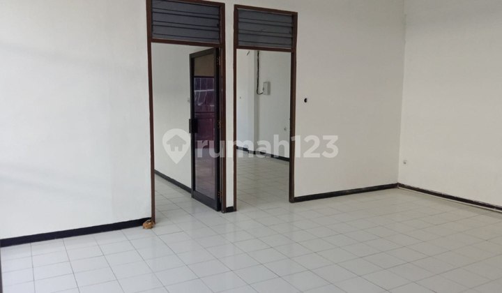 Ruko, 3 Lantai, Hak Pakai, di Ngagel