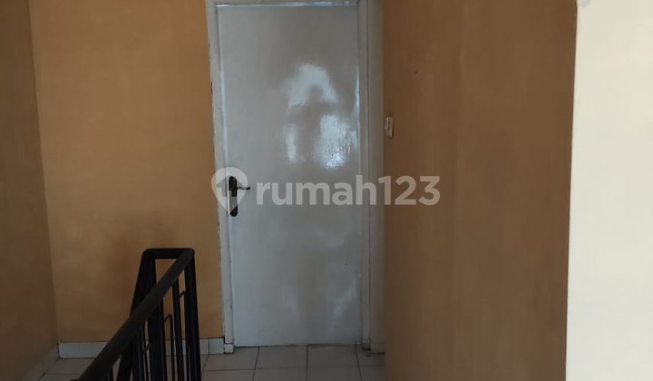 Ruko Butuh Renovasi Total 125 m2 HGB Sidoarjo, Surabaya 2