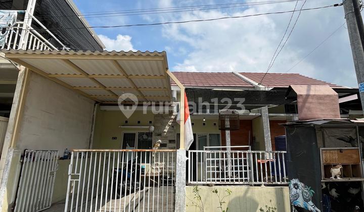 Rumah Butuh Minim Renovasi Unfurnished HGB Sidoarjo, Sidoarjo Rumah Butuh Minim Renovasi Unfurnished HGB Sidoarjo, Sidoarjo
