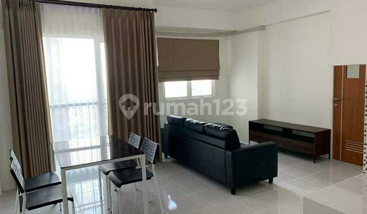 Apartment 3 BR Semi Furnished 1
