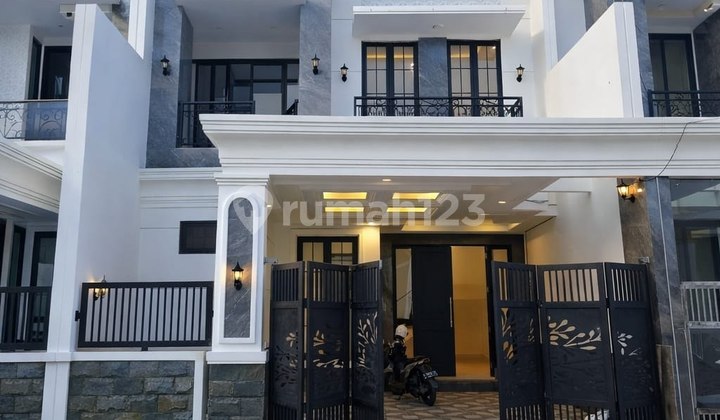 Rumah Araya Tahap 2 New, Minimalis, Row Jalan 3 Mobil 1