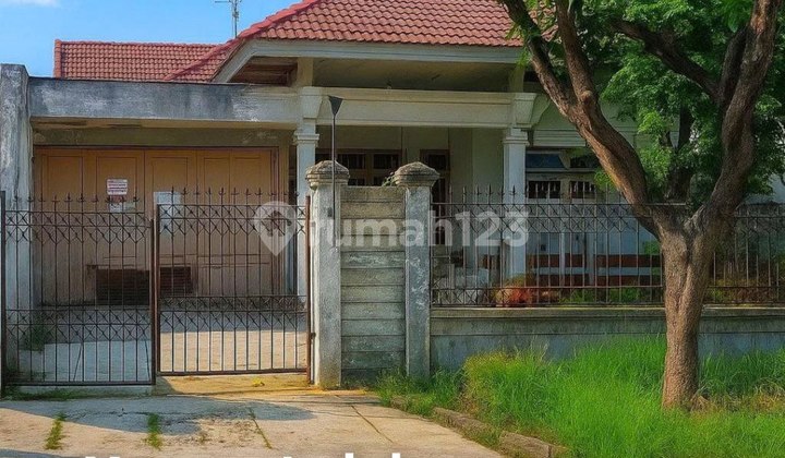 Rumah Manyar Indah, Strategis, Hitung Tanah, Row Jalan 3 Mobil Rumah Manyar Indah, Strategis, Hitung Tanah, Row Jalan 3 Mobil