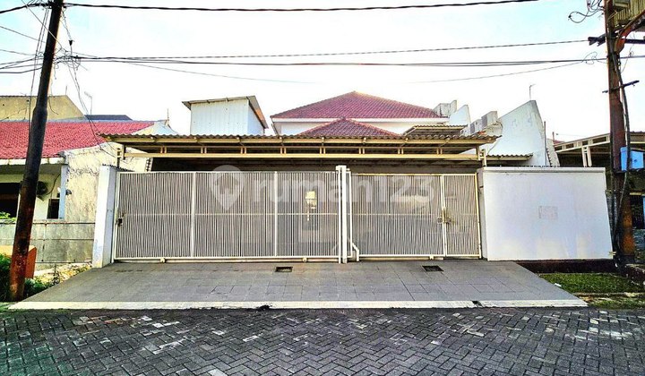 Rumah Manyar Tirtomoyo Strategis, Row Jalan 3 Mobil 1