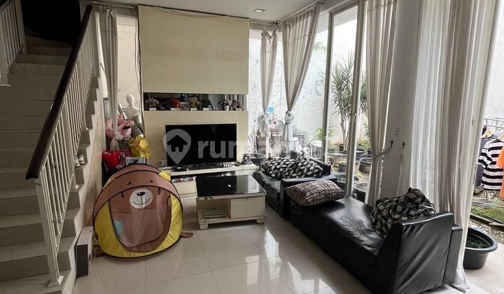 Rumah Malibu Beach, Palm Beach, Pakuwon City 2