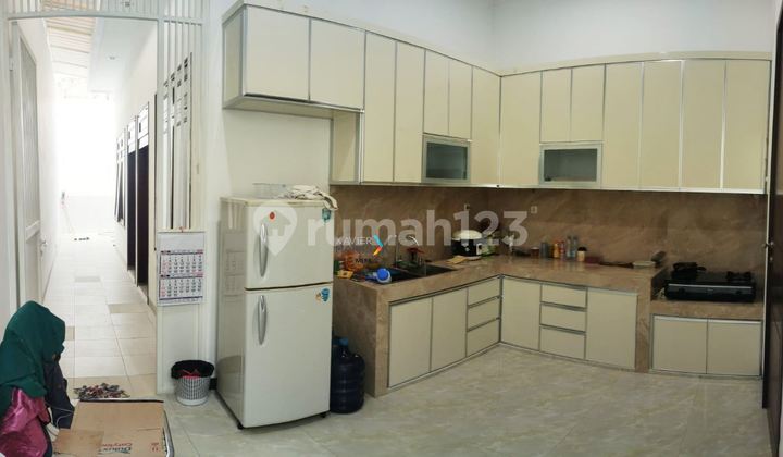 Dijual Rumah di Manyar Kertoarjo Selangkah Dari Raya Kertajaya 2