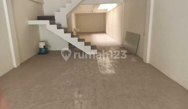 For Sale: Zero-Roadside Shop-House on Kenjeran Main Road, Ready to Use