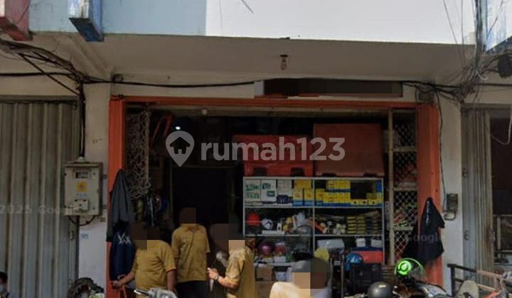 For Sale: Kedungdoro Shop House, City Center, Inside Complex, Ready to Use. 1