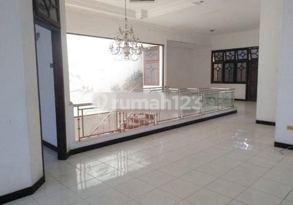 Dijual Rumah di Simpang Darmo Permai Selatan dekat Pakuwon Mall