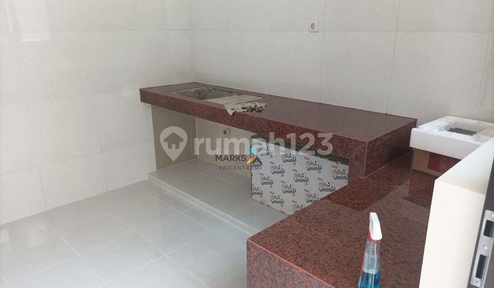 Dijual Rumah Baru Gress Siap Huni Manyar Tirtomoyo 2