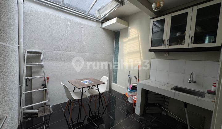 Disewakan Rumah Northwest Citraland Wiyung dekat Pakuwon Mall 2