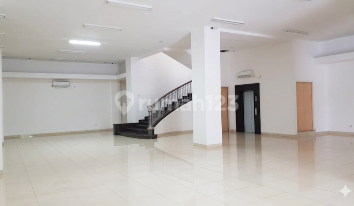 For Sale Building at Zero Jemursari Main Road Commercial Area For Sale Building at Zero Jemursari Main Road Commercial Area