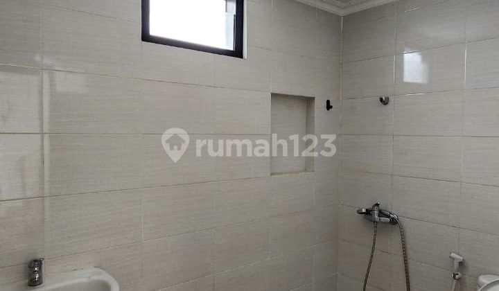 For Rent New House in Darmo Near Pakuwon 2