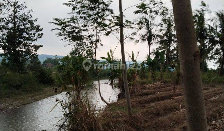 Tanah Nempel Jalan Listrik Air Telah Tersesdia View  Pegunungan 2