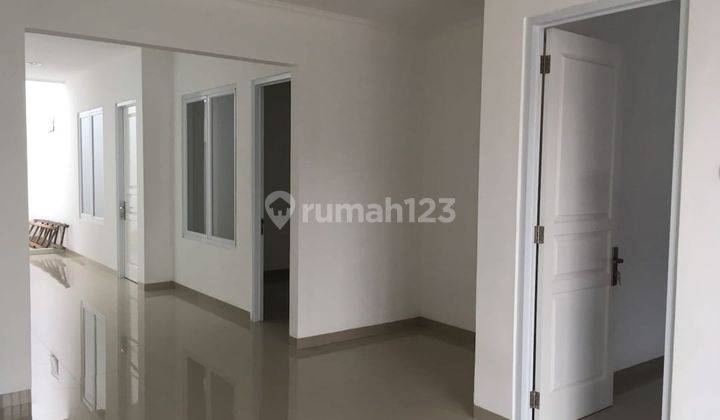 Rumah Strategis Siap Huni di Cluster Taman Beverli Lippo Cikarang Bekasi 2