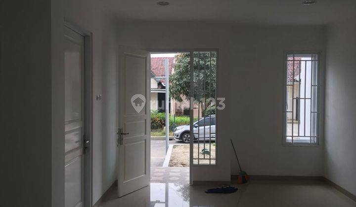 Rumah Strategis Siap Huni di Cluster Taman Beverli Lippo Cikarang Bekasi 1