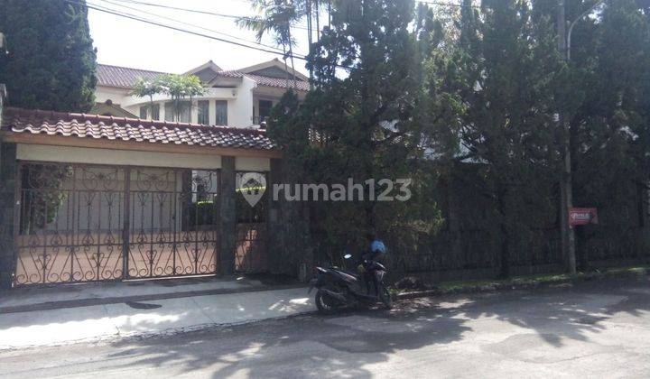 Rumah Besar Di Komplek Budi Indah Setiabudi Bagus Murah SHM 2