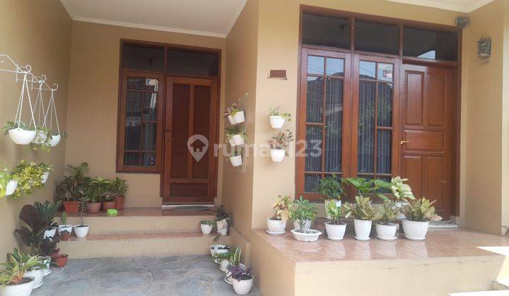 Dijual Rumah Siap Huni Semi Furnished di Terusan Cibaduyut, Bandung 2