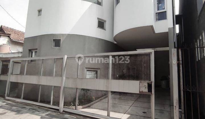 Dijual Rumah 2 Lantai Full Furnished di Kopo Sayati, Bandung 1