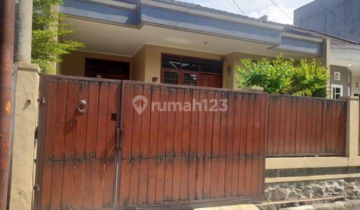 Dijual Rumah Siap Huni Semi Furnished di Terusan Cibaduyut, Bandung 1