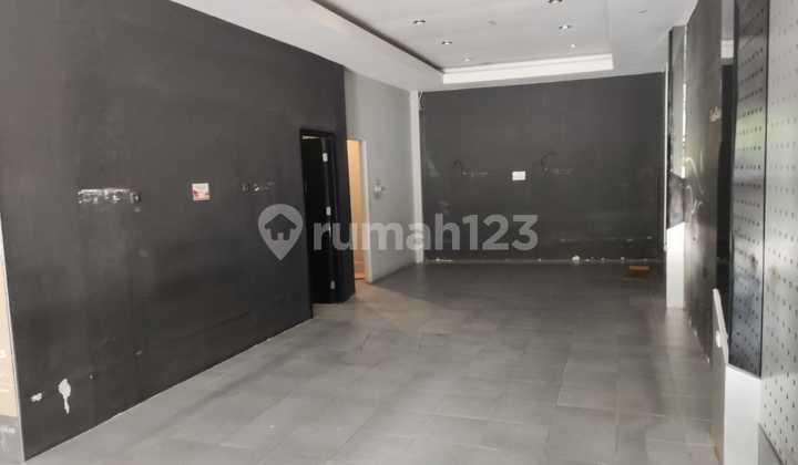 Ruko Sewa Samarinda Dekat Jembatan Mahakam - 2 Pintu, Parkiran Luas, Dekat Rs & Polnes