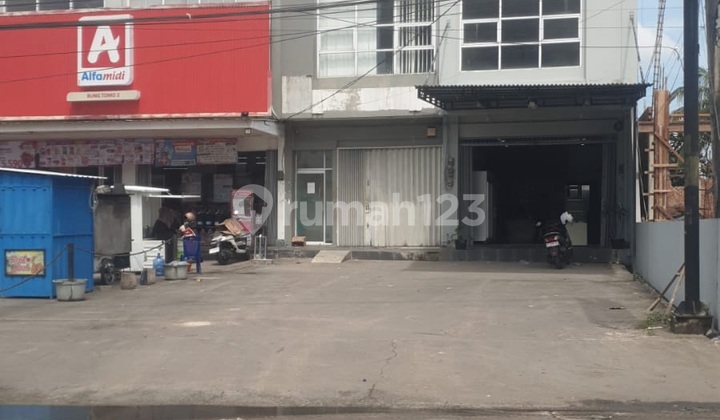 Shop House for Rent in Samarinda, Strategically Located Near Hospital & East Kalimantan High Court. 1