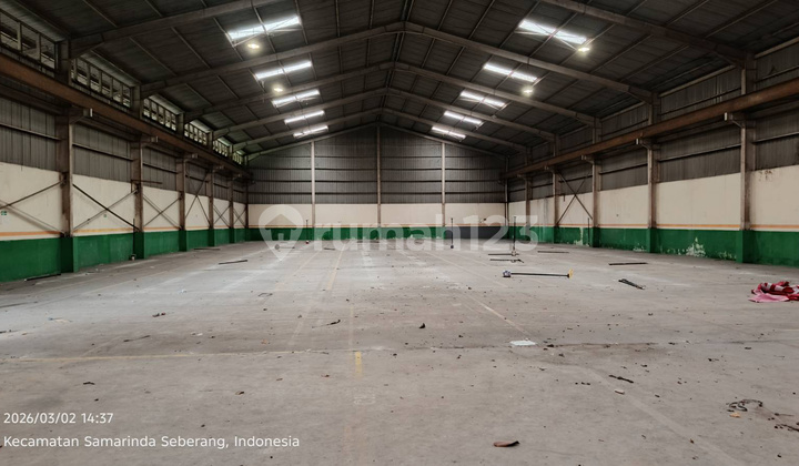 Strategic Warehouse in Samarinda Near Toll Gate Strategic Warehouse in Samarinda Near Toll Gate