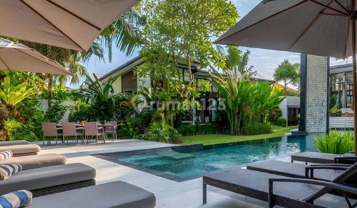 Stunning Luxury Villa At Nelayan Beach Canggu Bali 1