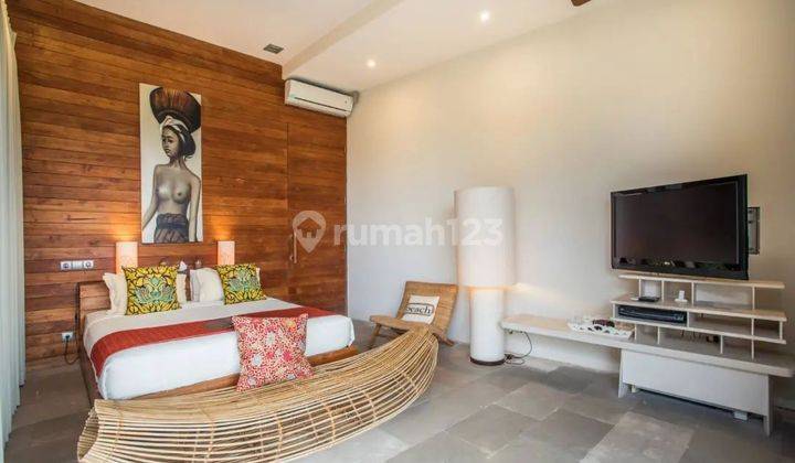 ESTABLISHED 4 BEDROOMS LUXURY VILLA IN CENTRAL SEMINYAK 2